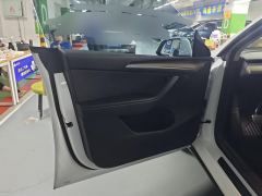 Tesla Model Y 660km Long Range AWD - ფოტო 12