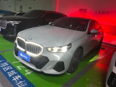 BMW 5 Series (Imported) 525i M Sport Package - ფოტო 1