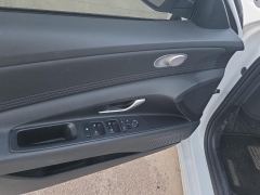 Hyundai Elantra 1.5L CVT Elite Edition - фото 13