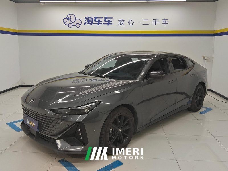 Changan UNI-V 1.5T Premium Version