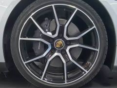 Porsche Taycan - ფოტო 10