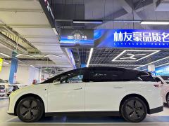 Li Auto i8 Standard Edition - ფოტო 7