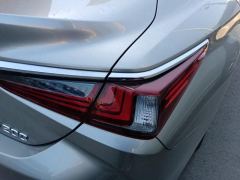 Lexus ES 200 Excellence Edition - ფოტო 5