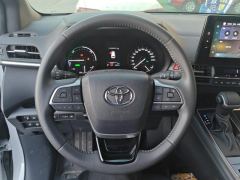 Toyota Sienna Dual-Engine 2.5L 4WD Prestige Edition - ფოტო 18
