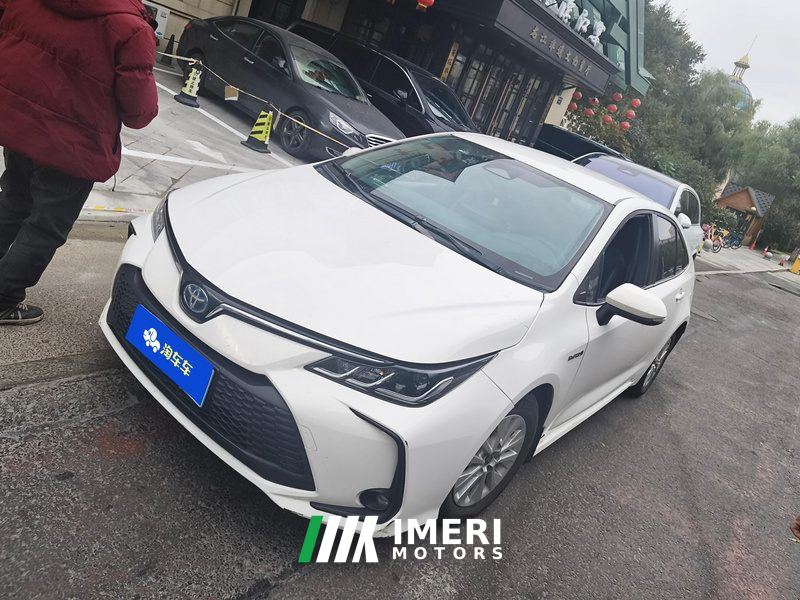 Toyota Corolla Dual-Engine 1.8L Pioneer Edition
