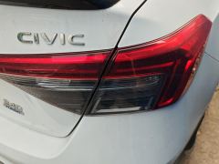 Honda Civic 240TURBO CVT Combustion Edition - фото 5
