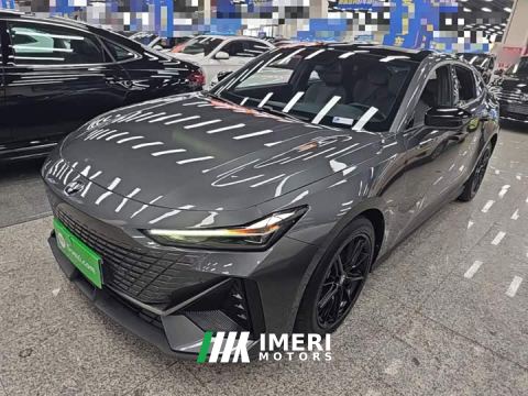 2023 Changan UNI-V 1.5T Deluxe - автомобиль из Китая