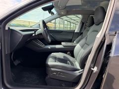 Tesla Model Y Rear-Wheel Drive - ფოტო 4