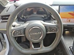 Lynk & Co 03 1.5T Dual Clutch 2WD Strong Pro 5-seater - ფოტო 18