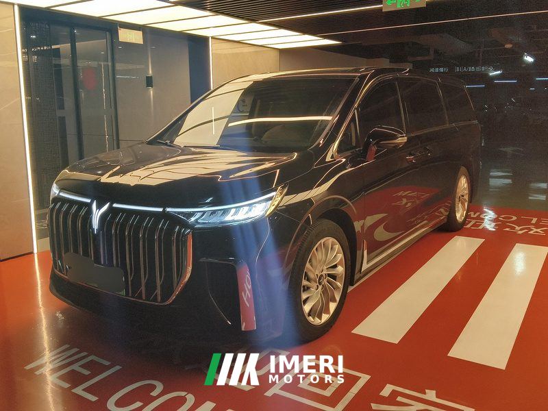 Voyah Dreamer PHEV version 1.5T 82km Low-carbon version home 7-seater