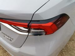 Toyota Corolla Dual-Engine 1.8L Pioneer Edition - photo 5
