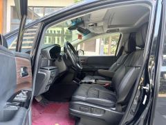 Honda Odyssey 2.0L Sharp Luxury Edition 7-seater - photo 2