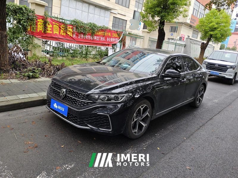 Volkswagen Passat Distinguished Edition 380TSI Starry Sky Dragon Glory Edition