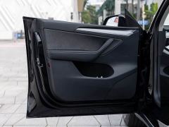 Tesla Model Y Rear-Wheel Drive - ფოტო 15