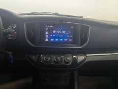 Forthing Lingzhi M5 1.6L Luxury Version 7 - photo 17