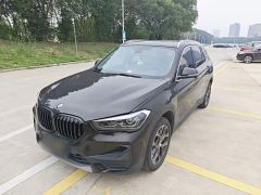 BMW X1 sDrive25Li Premier - ფოტო 1