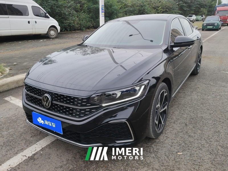Volkswagen Passat Distinguished Edition 380TSI Starry Sky Dragon Edition