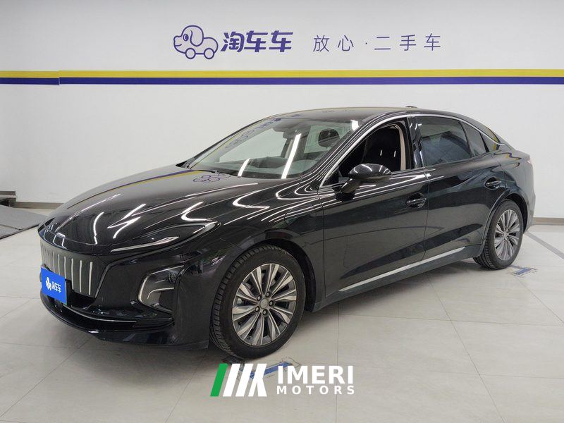 FAW Hongqi E-QM5 431km Charging Fun Edition 5-seater