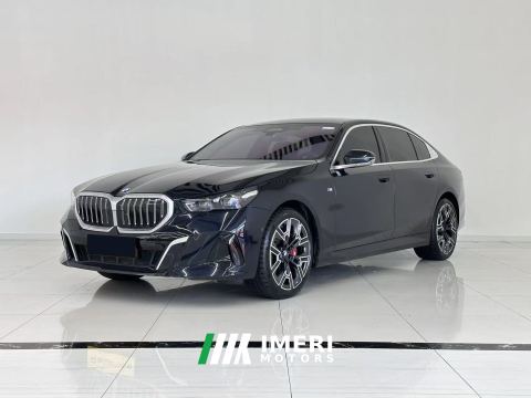 2026 BMW 5 Series 530Li Luxury M Sport Package - ავტომობილი ჩინეთიდან