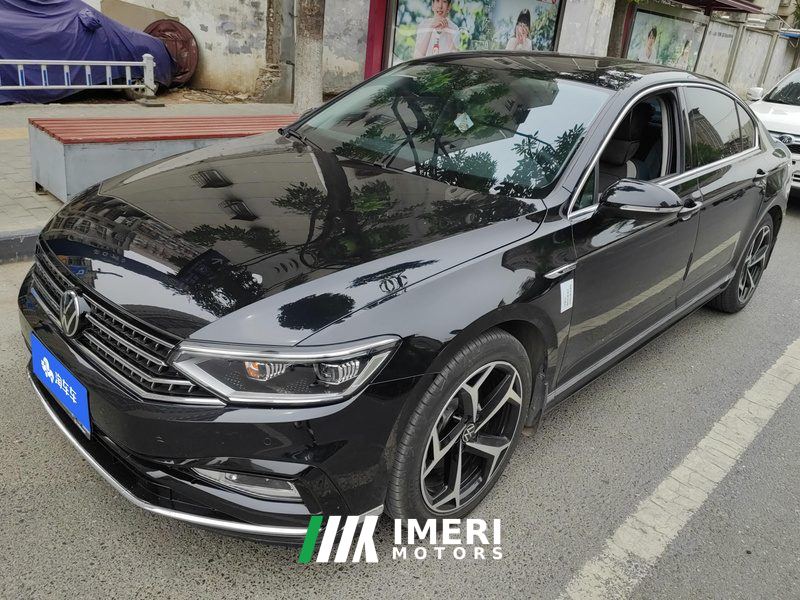Volkswagen Magotan 2 Million Edition 330TSI Luxury Edition