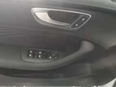 Roewe D7 Plug-in Hybrid 1.5L 125km Transcendence Edition - ფოტო 13