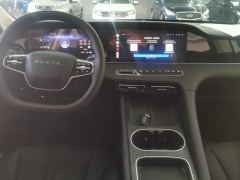 Roewe D7 Plug-in Hybrid 1.5L 125km Transcendence Edition - ფოტო 16