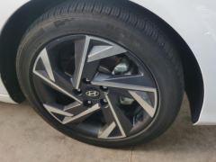Hyundai Elantra 1.5L CVT Prestige Edition - photo 6