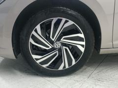 Volkswagen Jetta 280TSI Edition - photo 6