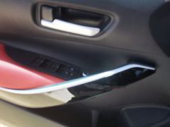 Toyota Corolla Dual-Engine 1.8L E-CVT Elite Edition - ფოტო 13