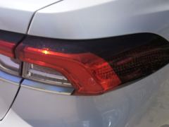 Toyota Corolla Dual-Engine 1.8L E-CVT Elite Edition - ფოტო 5