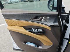 Denza D9 DM-i 1040 Premium - ფოტო 12