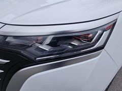 Denza D9 DM-i 1040 Premium - ფოტო 4