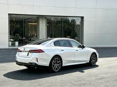 BMW i5 eDrive 40L M Sport Package - ფოტო 13