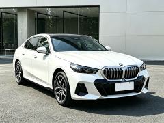 BMW i5 eDrive 40L M Sport Package - ფოტო 4