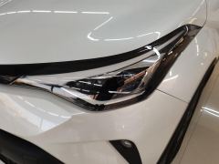 Toyota C-HR 2.0L Luxury Edition - ფოტო 4