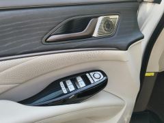 Denza D9 DM-i 1.5T 180km AWD Version 7 - ფოტო 13