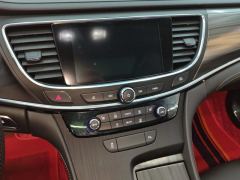 Buick Lacrosse Junyue 552T Luxury Edition - ფოტო 17