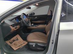 Hongqi E-QM5 431km Charging Fun Edition 5-seater - photo 14