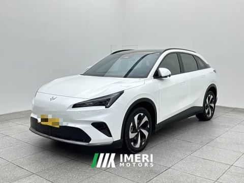 2025 Arcfox T5 EV 560 Edition 320N m - автомобиль из Китая