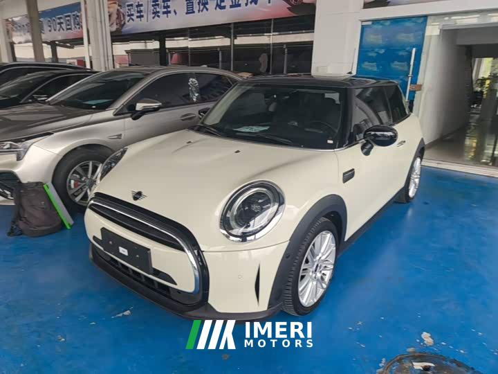 BMW MINI Facelift 1.5T COOPER Classic Edition - автомобиль из Китая