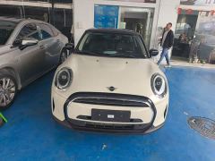 BMW MINI Facelift 1.5T COOPER Classic Edition - фото 2