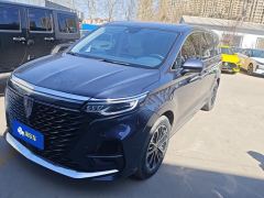 Roewe iMAX8 2.0T Supreme Edition - photo 1