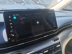 Roewe iMAX8 2.0T Supreme Edition - photo 17