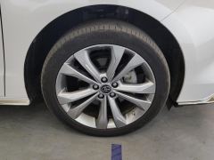 Toyota Sienna Dual-Engine 2.5L Comfort Edition - ფოტო 6