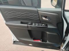 Honda Elysion e:HEV 2.0L Luxury Edition - фото 12