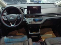 Honda Elysion e:HEV 2.0L Luxury Edition - ფოტო 16