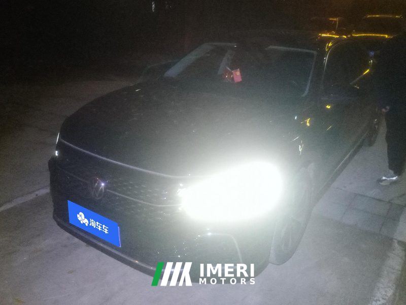 Volkswagen Passat 330TSI Star Deluxe Edition - ავტომობილი ჩინეთიდან