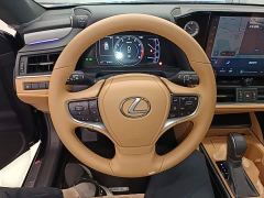 Lexus ES 200 Premium Edition - ფოტო 10