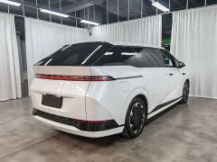 XPeng X9 640 AWD High Performance Max - фото 12