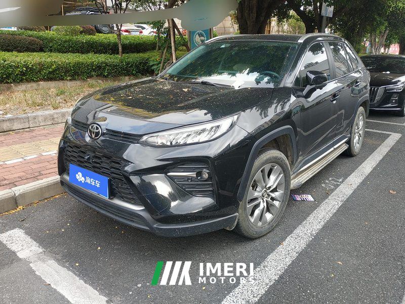 Toyota Wildlander 2.0L RWD Luxury PLUS Edition